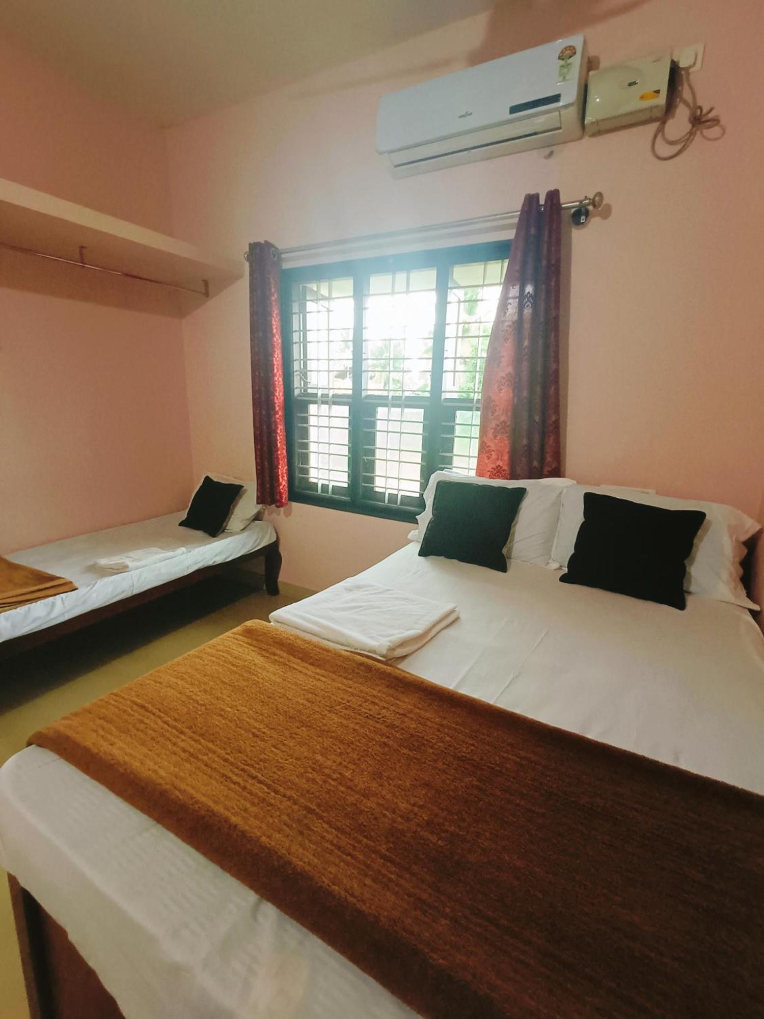 Maanyatha Home Stay Manipal Cameră foto